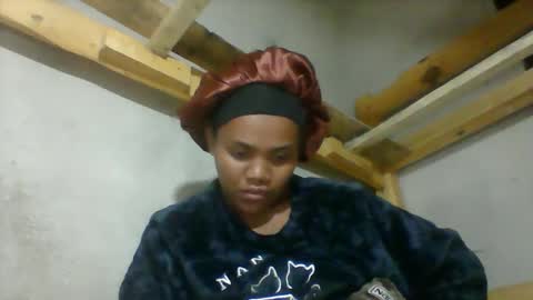 sterina0102 online show from June 9, 2026, 7:03 pm