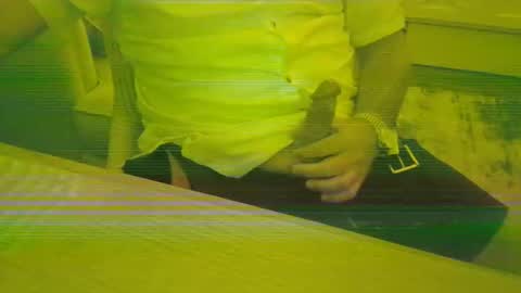 Snapshot of steve093066 chatting on February 10, 2026, 10:36 pm Steve online show from February 10, 2026, 10:36 pm