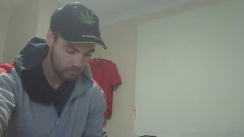 Snapshot of steveaussie chatting on October 14, 2025, 2:40 pm Australian420 online show from October 14, 2025, 2:40 pm