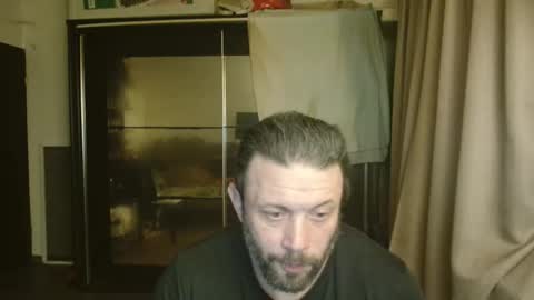 Snapshot of stevebulkzor chatting on April 9, 2026, 12:43 am Steve Oakenshield son of John son of Vasyl online show from April 9, 2026, 12:43 am