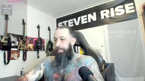 StevenRiseNYC online show from December 15, 2025, 3:49 pm