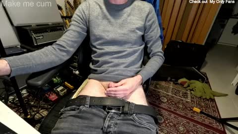 stevie_grey online show from April 6, 2026, 7:37 pm