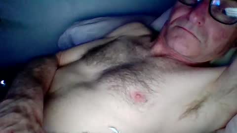 Snapshot of steviehard7 chatting on January 27, 2025, 8:18 am steviehard7 online show from January 27, 2025, 8:18 am