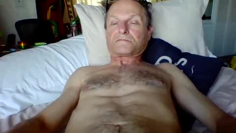 Snapshot of steviehard7 chatting on February 10, 2025, 6:35 pm steviehard7 online show from February 10, 2025, 6:35 pm