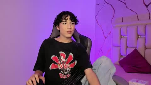 Sthepano  online show from February 13, 2026, 8:16 pm