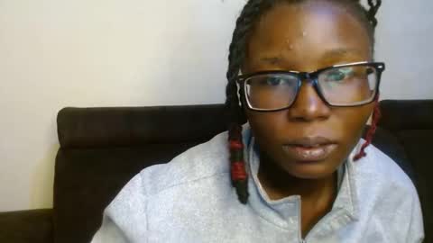 sticklavah online show from November 6, 2025, 4:46 am