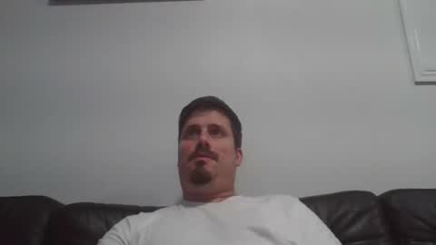 Snapshot of stickricc chatting on July 9, 2026, 2:21 pm stickricc online show from July 9, 2026, 2:21 pm