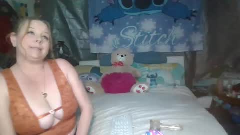 Snapshot of stitchsunshine85 chatting on March 6, 2025, 6:08 am Tasha and Drew online show from March 6, 2025, 6:08 am
