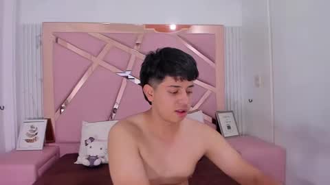 Steven Pooh online show from December 17, 2024, 8:10 pm