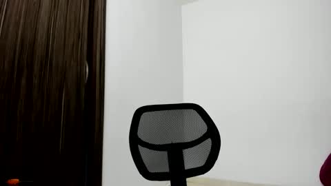 stiven_trainer online show from March 27, 2026, 2:39 am