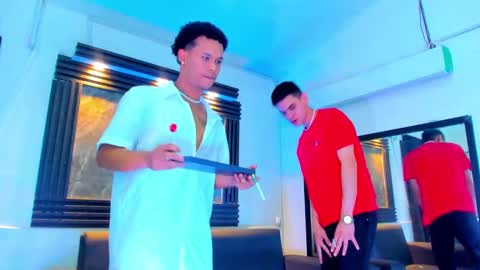 friends online show from October 3, 2025, 4:20 am