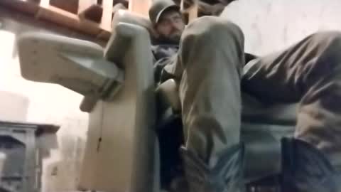 Oval2022 online show from November 5, 2025, 10:59 am