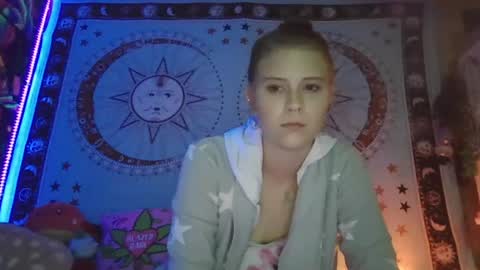 Snapshot of stonerbabe1313 chatting on December 25, 2024, 5:26 am stonerbabe1313 online show from December 25, 2024, 5:26 am