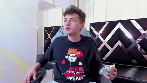 stonne69 online show from March 11, 2025, 6:08 pm