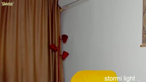 Stormi online show from October 15, 2025, 7:25 pm