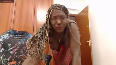 taira altair maturana online show from October 17, 2025, 10:23 pm