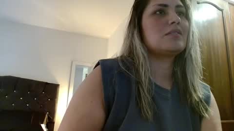 Snapshot of stormy_carter chatting on November 10, 2025, 2:32 am stormy carter online show from November 10, 2025, 2:32 am