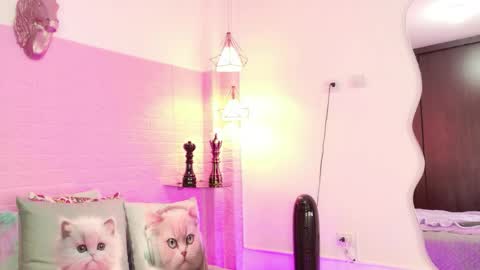 stormy_jhonson9 online show from April 16, 2026, 8:31 pm