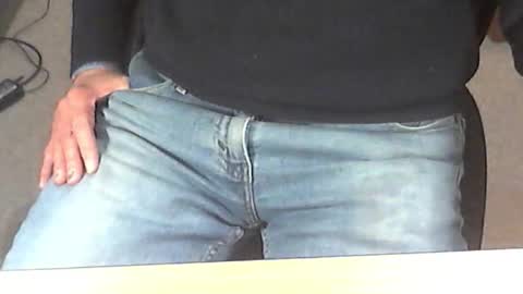 Dave online show from November 26, 2025, 8:10 pm