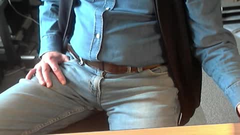 Dave online show from April 3, 2026, 1:53 pm