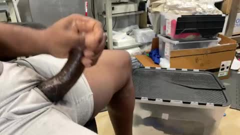 Snapshot of str8blkjaxfl chatting on December 23, 2024, 4:28 pm NAV online show from December 23, 2024, 4:28 pm