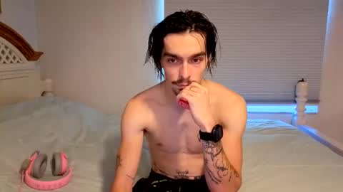Snapshot of str8whiteboy21 chatting on November 15, 2025, 5:42 pm str8whiteboy21 online show from November 15, 2025, 5:42 pm