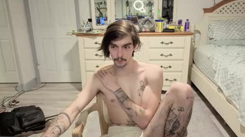 Snapshot of str8whiteboy21 chatting on February 27, 2026, 8:03 am str8whiteboy21 online show from February 27, 2026, 8:03 am