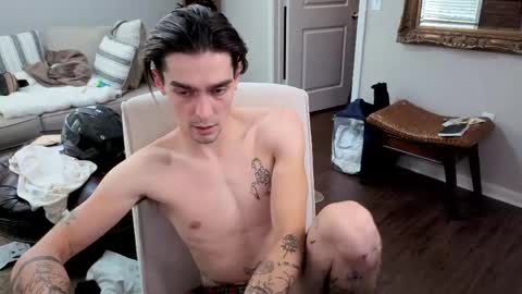 Snapshot of str8whiteboy21 chatting on June 3, 2026, 8:47 pm str8whiteboy21 online show from June 3, 2026, 8:47 pm