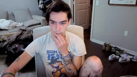 Snapshot of str8whiteboy21 chatting on June 12, 2026, 12:15 pm str8whiteboy21 online show from June 12, 2026, 12:15 pm