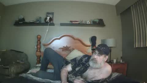 Straightbear4you online show from February 21, 2025, 5:35 am