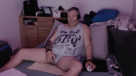 Snapshot of stranger1966 chatting on October 12, 2025, 7:57 pm Stranger online show from October 12, 2025, 7:57 pm