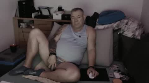 Snapshot of stranger1966 chatting on October 17, 2025, 8:44 pm Stranger online show from October 17, 2025, 8:44 pm