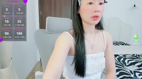 strawberry_loveee online show from December 5, 2025, 5:16 am