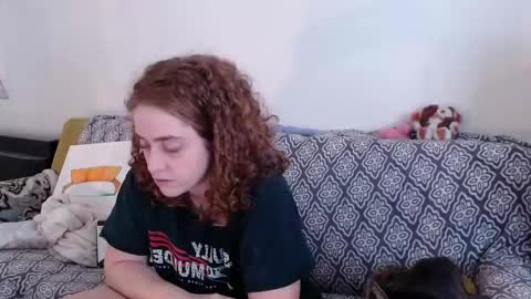 Snapshot of strawberrylotsacake chatting on January 6, 2026, 4:32 pm Strawberrylotsacake online show from January 6, 2026, 4:32 pm