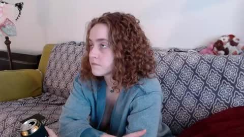 Snapshot of strawberrylotsacake chatting on February 14, 2026, 6:26 pm Strawberrylotsacake online show from February 14, 2026, 6:26 pm