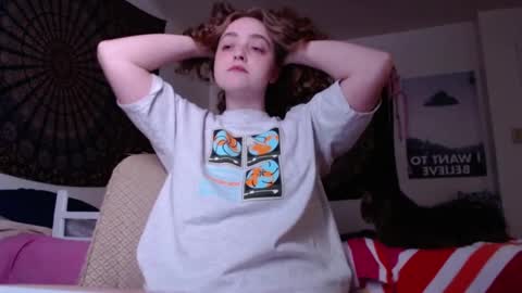 Snapshot of strawberrylotsacake chatting on February 27, 2026, 5:35 pm Strawberrylotsacake online show from February 27, 2026, 5:35 pm