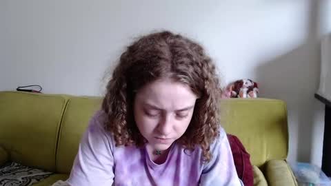 Strawberrylotsacake online show from June 5, 2026, 4:56 pm