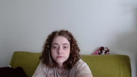 Strawberrylotsacake online show from June 23, 2026, 4:16 pm
