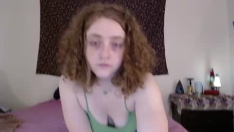 Strawberrylotsacake online show from July 8, 2026, 6:34 pm