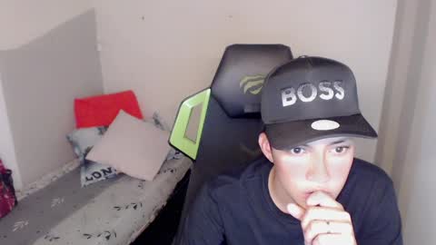 Street online show from April 6, 2026, 8:21 pm