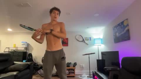 Stretch online show from November 10, 2025, 12:42 am