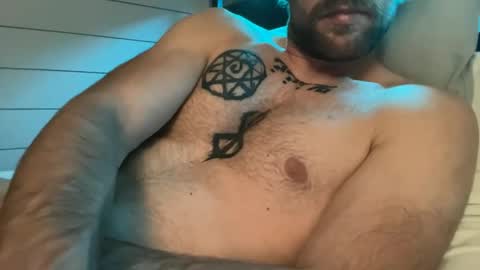 strokeme_7 online show from November 4, 2025, 6:12 am