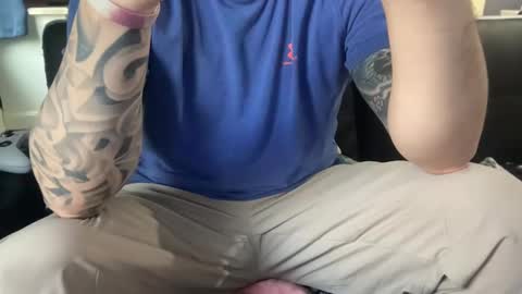Snapshot of stroking33again chatting on February 4, 2025, 7:00 pm stroking33again online show from February 4, 2025, 7:00 pm