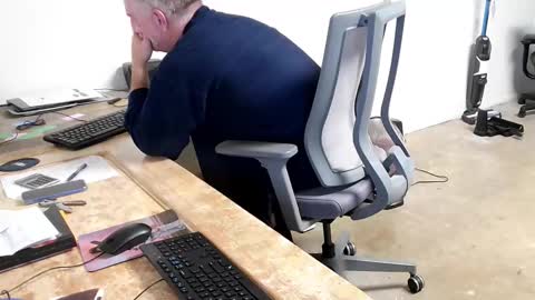 Snapshot of strokingdragon48 chatting on October 27, 2025, 5:17 pm strokingdragon48 online show from October 27, 2025, 5:17 pm