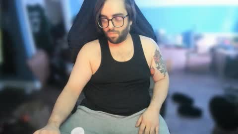 Johnny online show from November 13, 2025, 5:56 pm