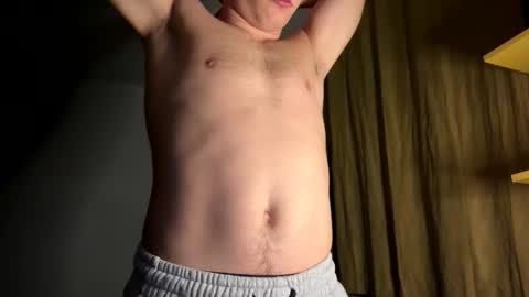 Snapshot of strong_baby chatting on October 24, 2025, 12:30 am Strong Baby online show from October 24, 2025, 12:30 am