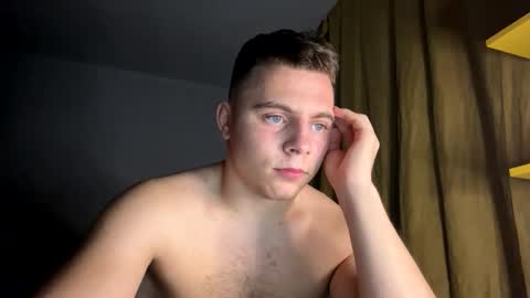 Strong Baby online show from November 18, 2025, 11:26 pm