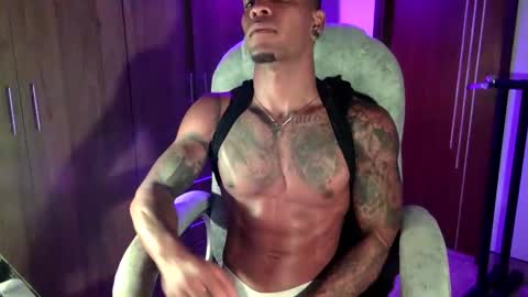 Snapshot of strong_blackboy chatting on March 8, 2026, 9:24 am strong blackboy online show from March 8, 2026, 9:24 am