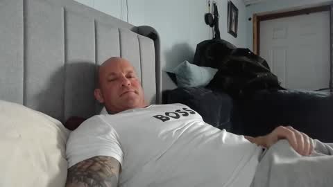 Snapshot of strongandhard073 chatting on December 5, 2024, 5:17 pm StrongAndHard online show from December 5, 2024, 5:17 pm