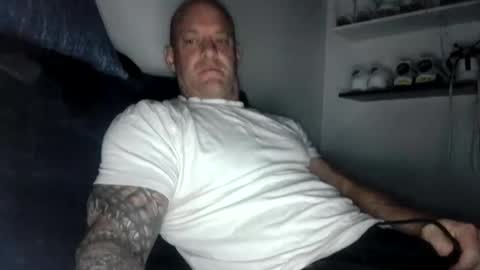 Snapshot of strongandhard073 chatting on March 9, 2025, 12:20 pm StrongAndHard online show from March 9, 2025, 12:20 pm